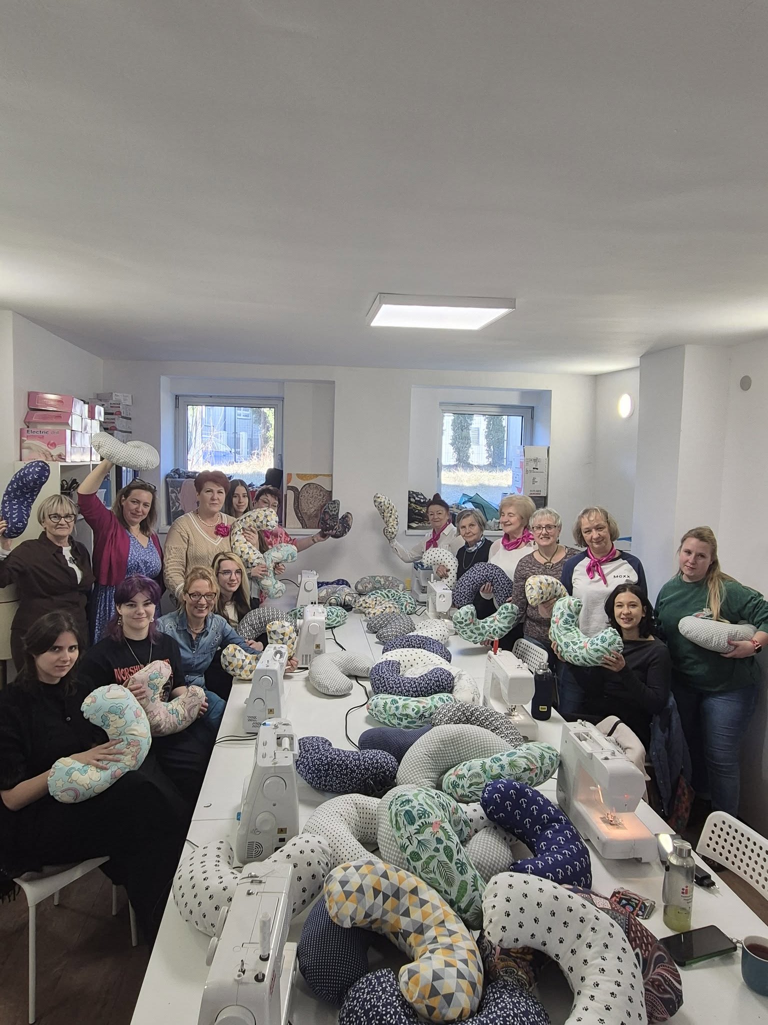 Grupowe zdjęcie uczestniczek warsztatów