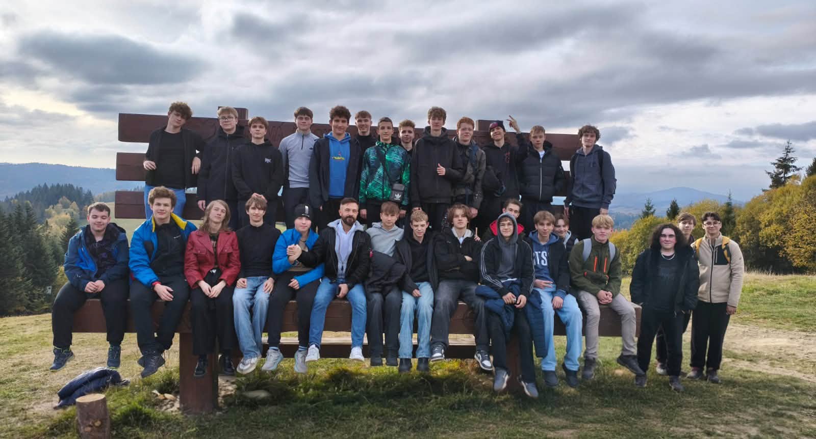 Klasa 2D z wychowawcą na Wielkiej Ławce