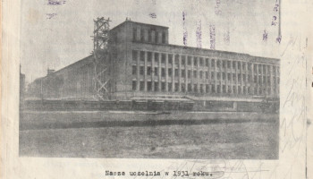 tylna strona powyższego numeru z tekstem na temat początków budowy Śl.TZN, podpisano: Gruszczyński, na środku czarno-białe zdjęcie przedstawiające budynek szkoły w trakcie budowy i podpis: Nasza uczelnia w 1931 roku