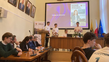 prezentacja w UM podczas HAKATONU