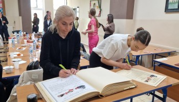 Wpisy serbskiej opiekunki i uczennicy do księgi
