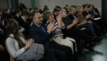 brawa publiczności dla artystów